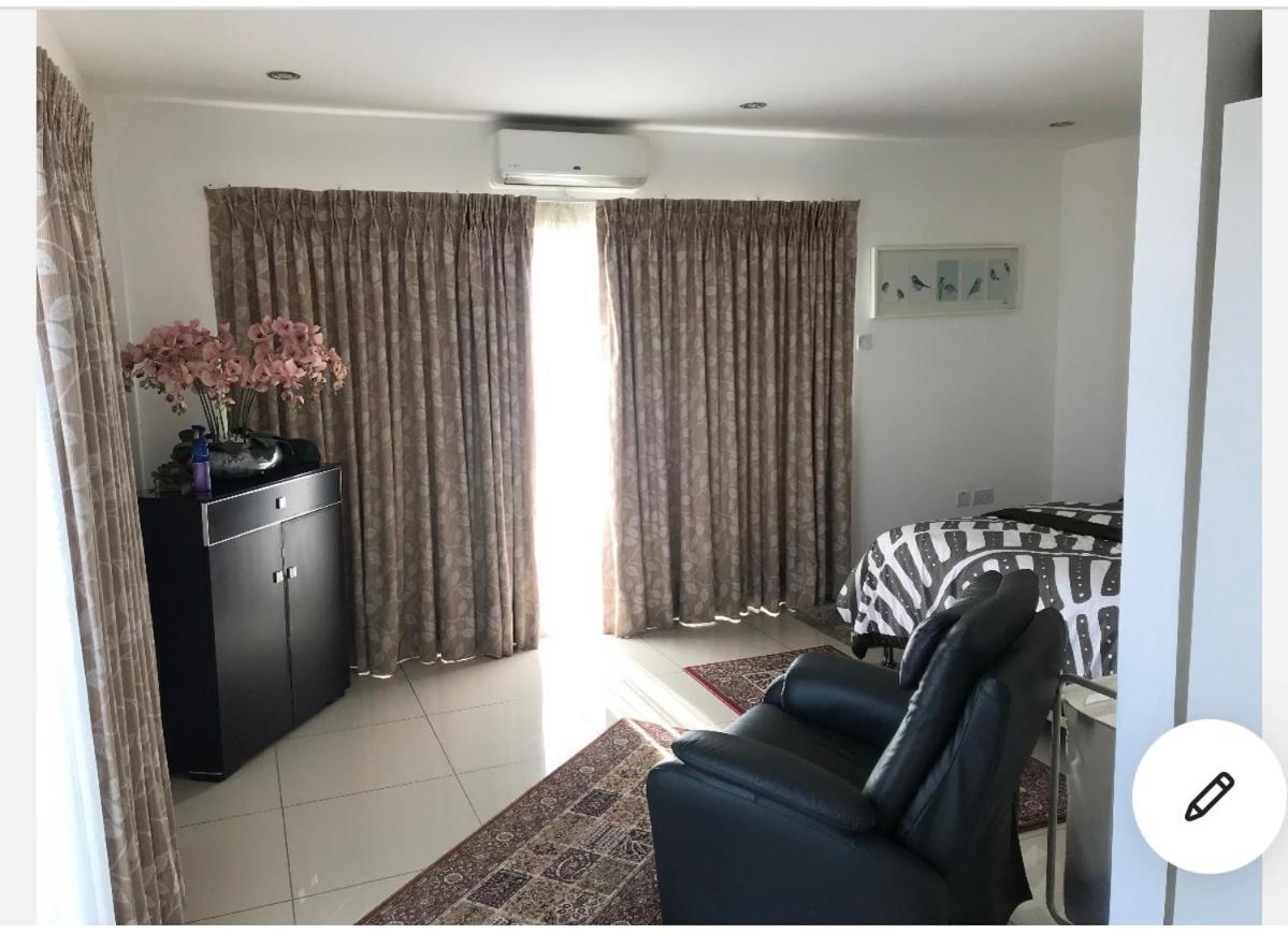 Gallery Apartments By Bestwest Hospitality อักกรา ภายนอก รูปภาพ