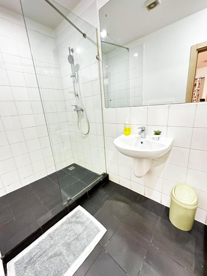 Gallery Apartments By Bestwest Hospitality อักกรา ภายนอก รูปภาพ